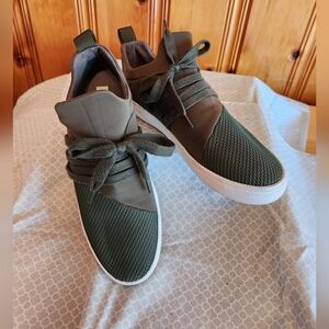 Steve Madden Lancer Tennis Shoes